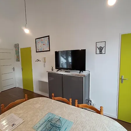 Palais Sur A 100 Metres De La 아파트 생팔레쉬르메르